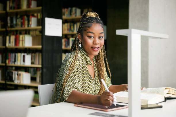 How I Got A Sponsor Who Easily Spends Money On Me And Pays My College Fees