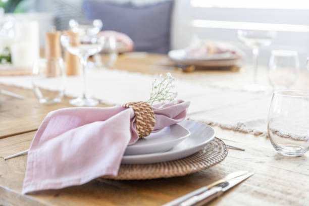 I Was the Side Chick for Five Years Then His Wife Invited Me to Their Anniversary Dinner