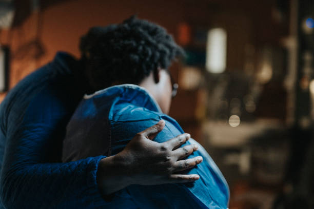 Nilivyogundua Siri ya Kuishi Bila Msongo wa Mawazo Baada ya Kupoteza Kila Kitu Nilichokuwa Nacho