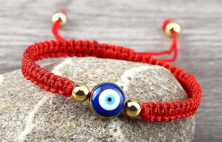 Young Woman Uses Charm to Attract Wealthy White Foreigner Who Relocates Her to USA