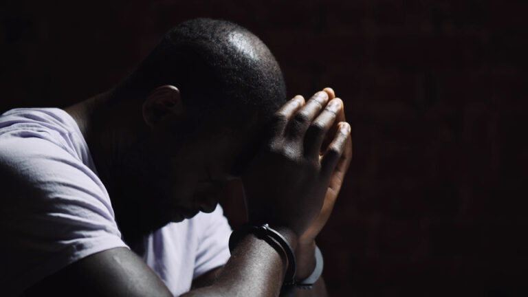 Man Surrenders to Police After Stealing, Says He Could Not Understand the Urge That Pushed Him