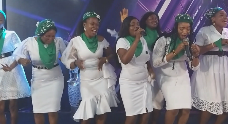 Choir member disappears with offering bag just before church service starts