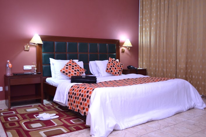 Couple causes scene after lodge incident leaves guests talking all week